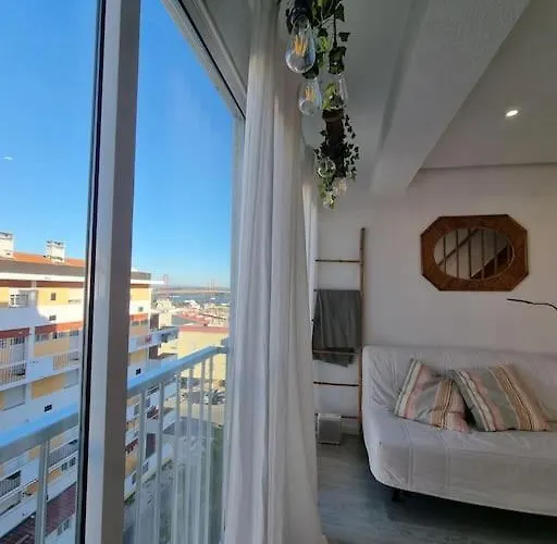 Apartment Duplex Overthetejo, 5 Min Belem Tower